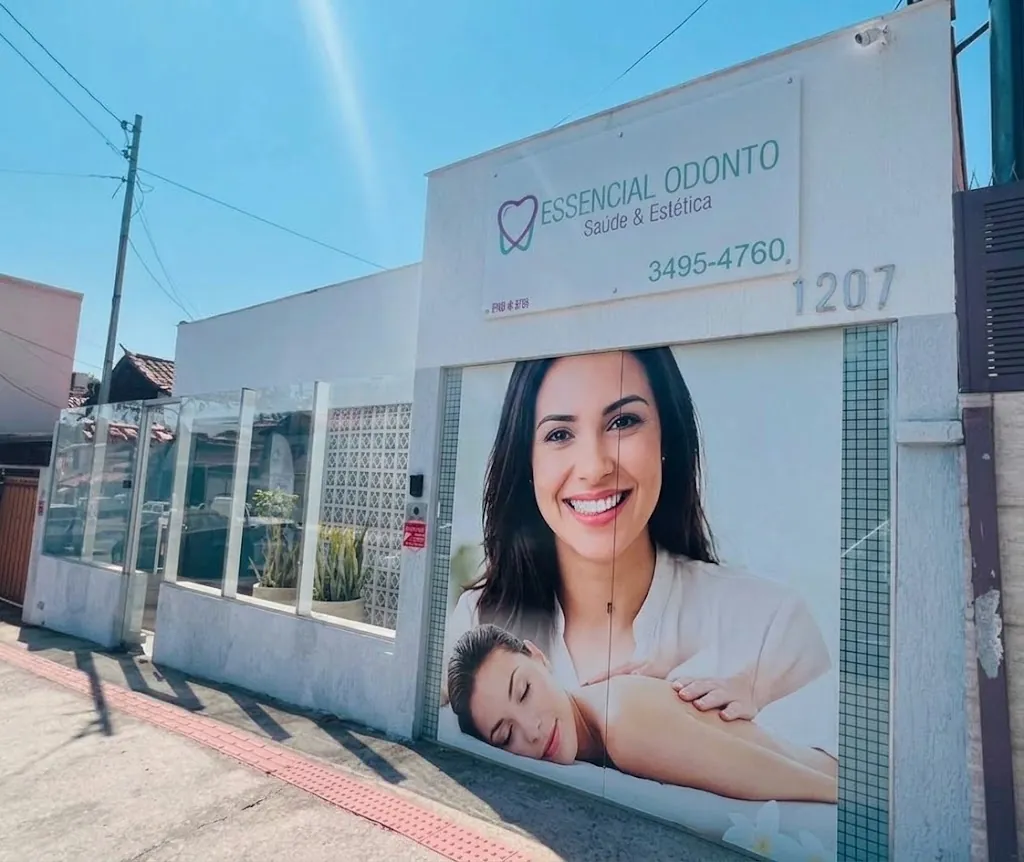 Fachada da Essencial Odonto